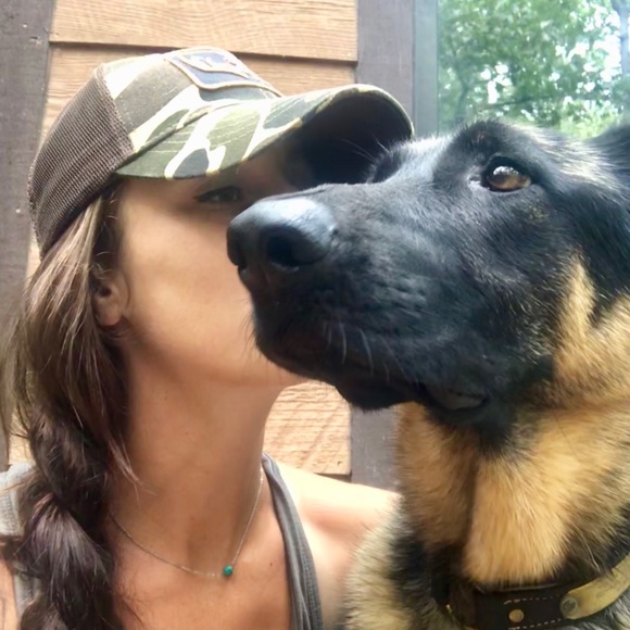 Meet your Posher, Serena - Picture 1 of 1